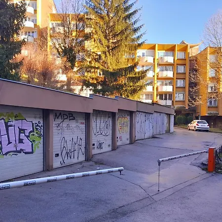 Cosy Single With Balcony In Location * Sarajevo